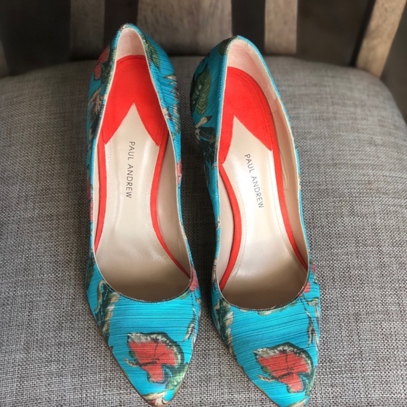NWOT Turquoise Hawaiian Floral Pumps - Picture 2 of 5